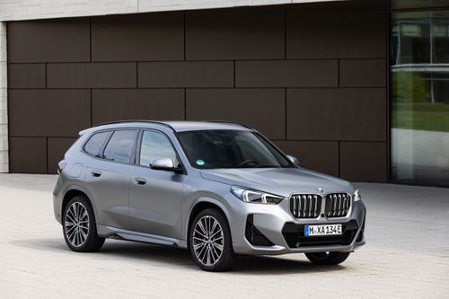بي إم دبليو iХ1 ‏2022. الهيكل، المظهر الخارجي. SUV ٥ أبواب, 1 الجيل