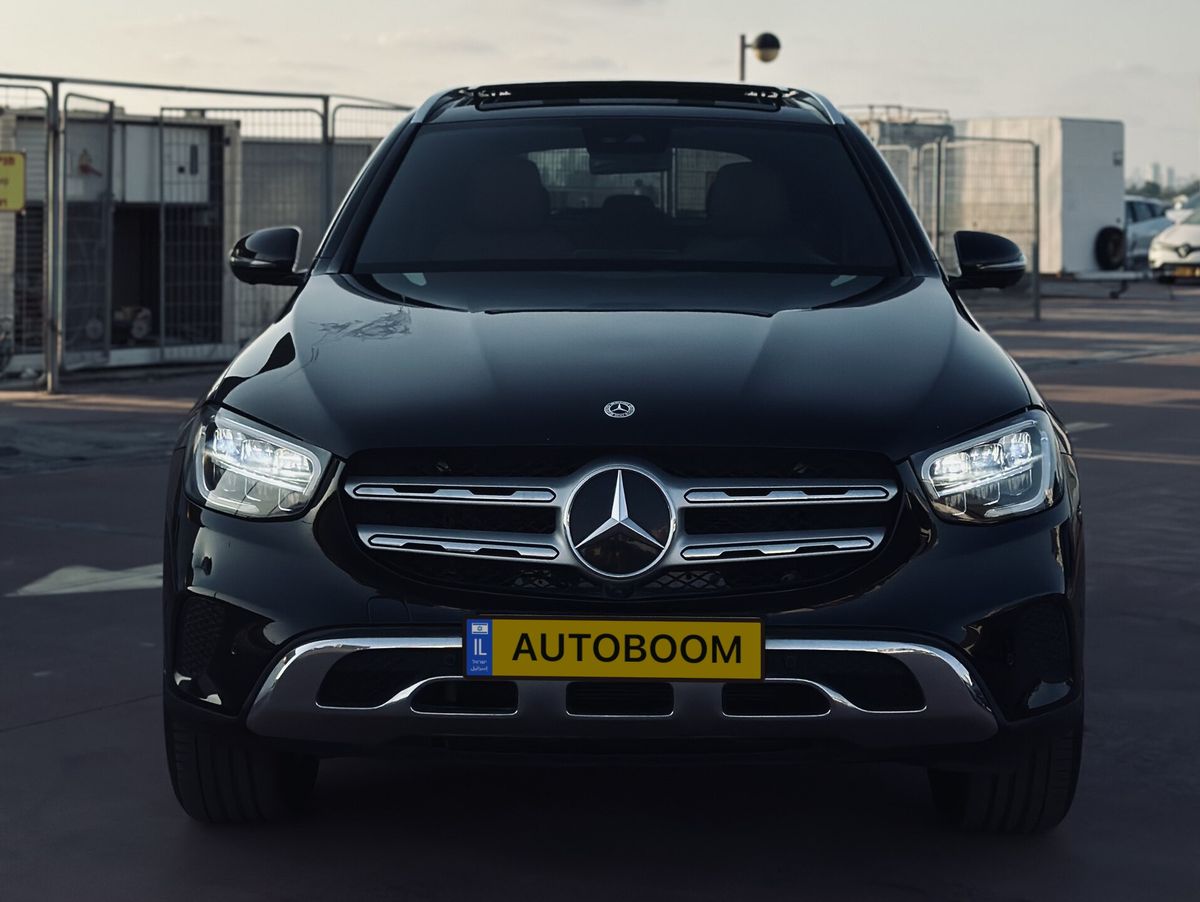 Mercedes GLC 2nd hand, 2021, private hand