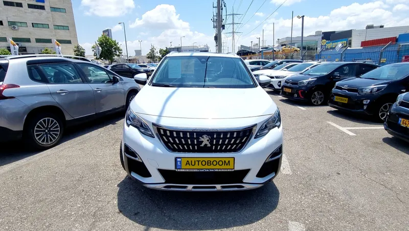 Peugeot 3008 с пробегом, 2019