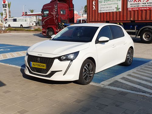 Peugeot 208, 2021, фото