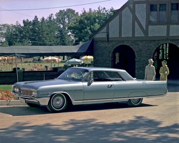 Buick Electra 1961. Carrosserie, extérieur. Coupé sans montants, 2 génération