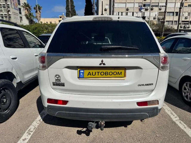 Mitsubishi Outlander с пробегом, 2015