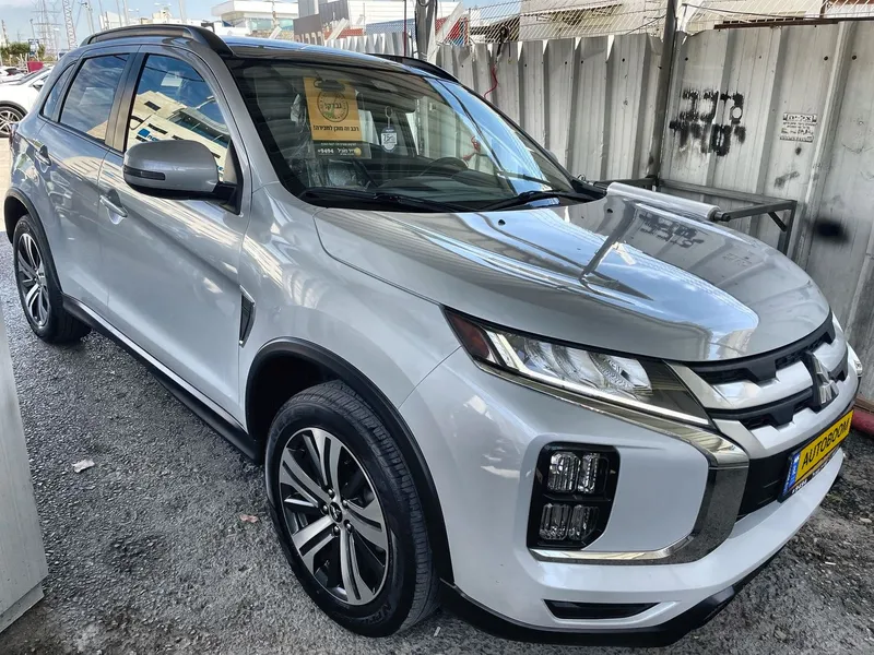 מיצובישי ASX יד 2 רכב, 2023, פרטי