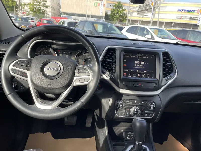 Jeep Cherokee 2nd hand, 2018, private hand