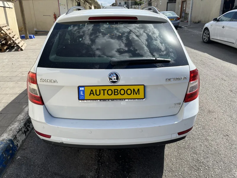 Škoda Octavia 2ème main, 2017, main privée