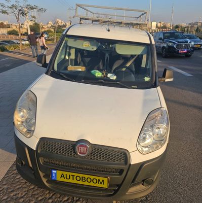 Fiat Doblo 2ème main, 2015, main privée
