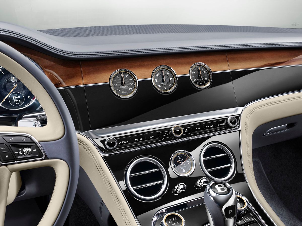 Bentley Continental GT 2017. Center console. Coupe, 3 generation