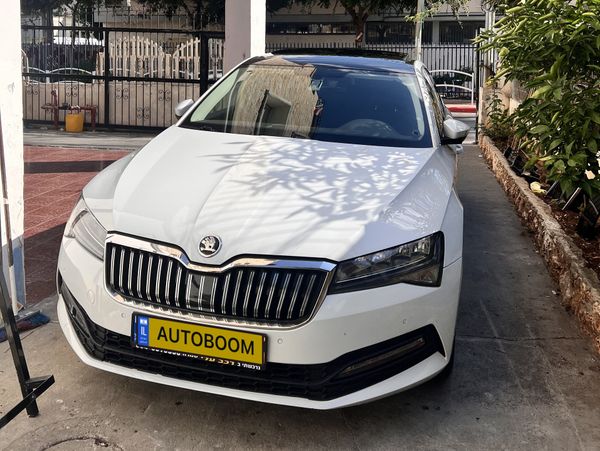 Skoda Superb с пробегом, 2021, частная рука