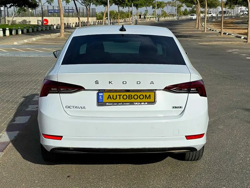 Skoda Octavia с пробегом, 2021