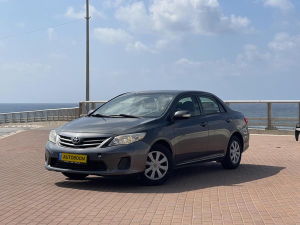 Toyota Corolla 2nd hand, 2010