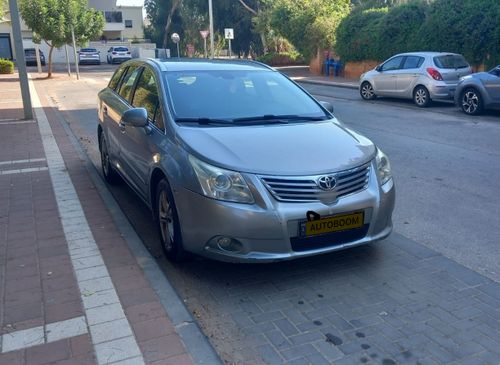 Toyota Avensis, 2011, photo