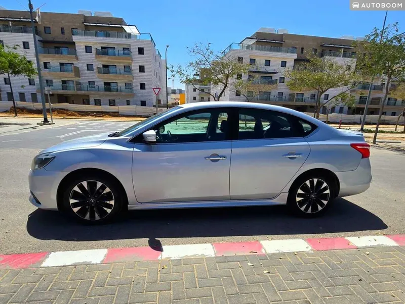 Nissan Sentra 2ème main, 2018
