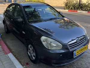 Hyundai Accent, 2010, photo