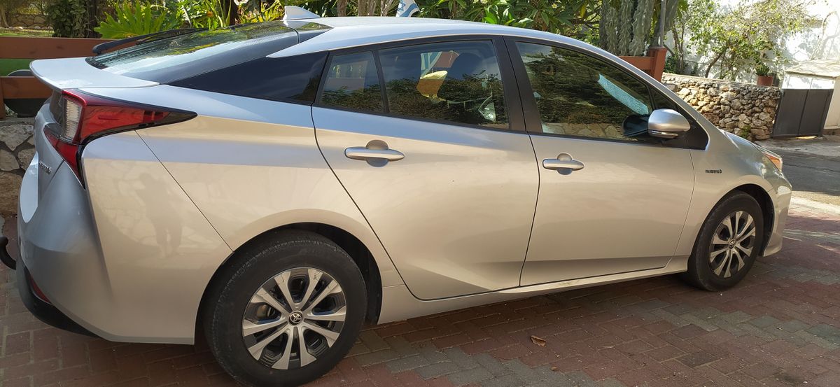 Toyota Prius 2nd hand, 2020, private hand