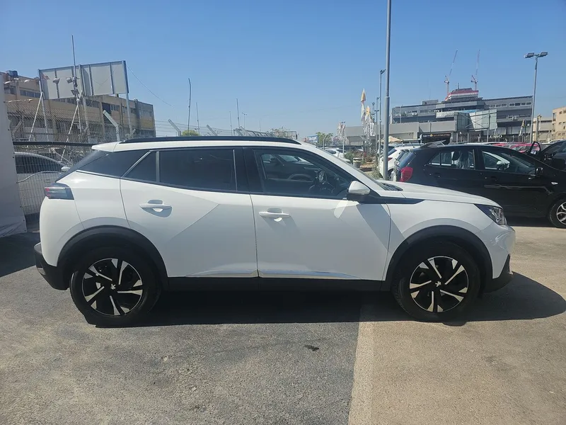Peugeot 2008 2nd hand, 2021, private hand