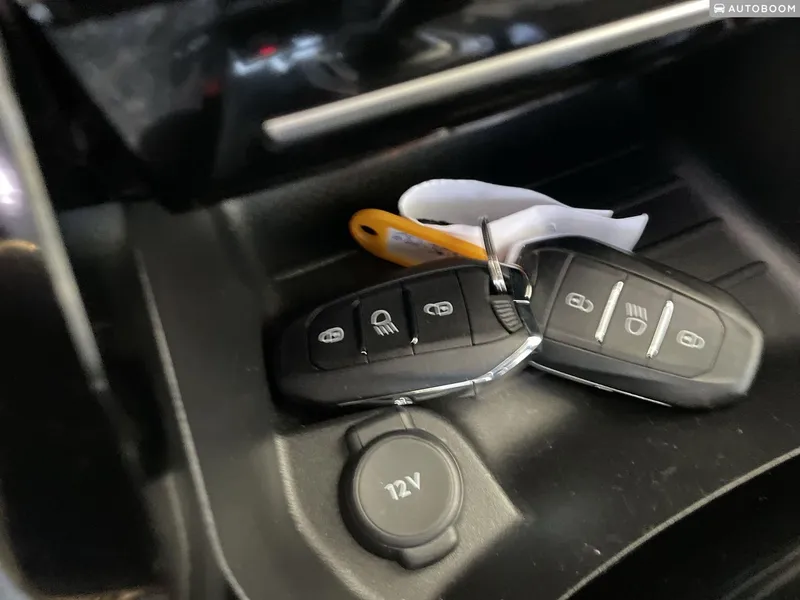 Peugeot 2008 2nd hand, 2022