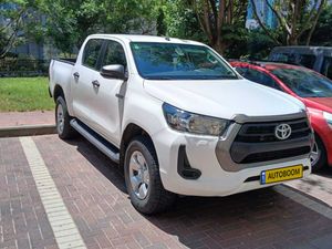 Toyota Hilux, 2021, photo
