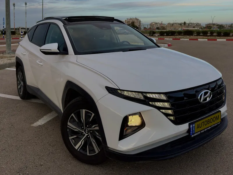 Hyundai Tucson 2nd hand, 2022, private