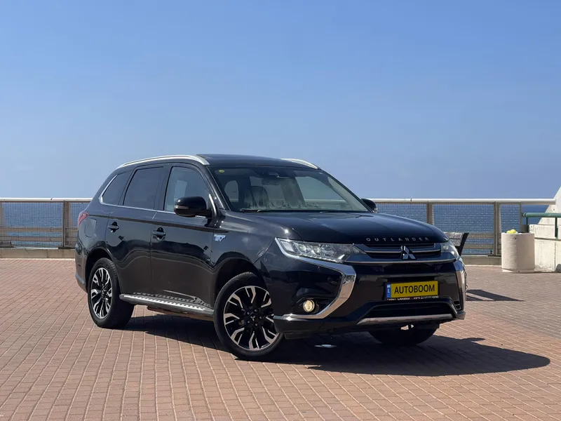 Mitsubishi Outlander 2nd hand, 2017, private hand