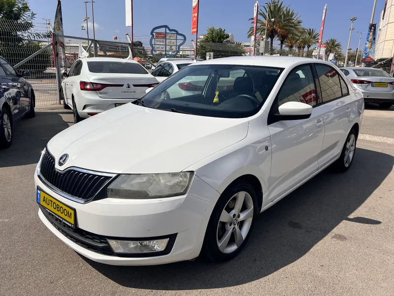 Škoda Rapid 2ème main, 2013, main privée