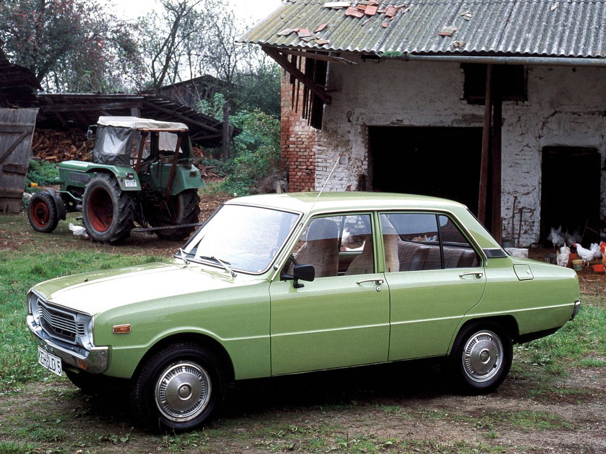 Mazda 1300 1975. Carrosserie, extérieur. Berline, 1 génération