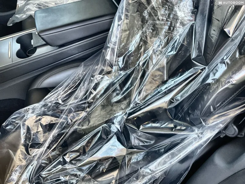 Tesla Model Y 2nd hand, 2023, private