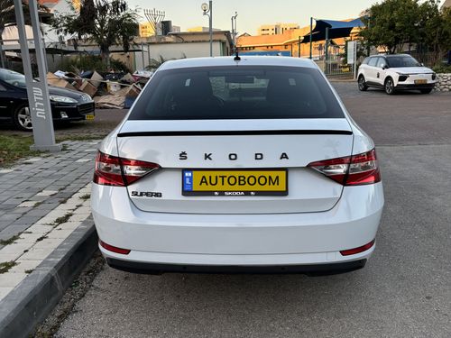 Skoda Superb с пробегом, 2020, частная рука
