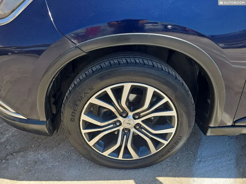 Mitsubishi Outlander 2nd hand, 2018