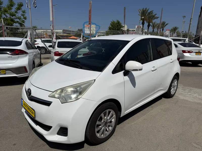 Toyota Space Verso 2nd hand, 2011, private hand