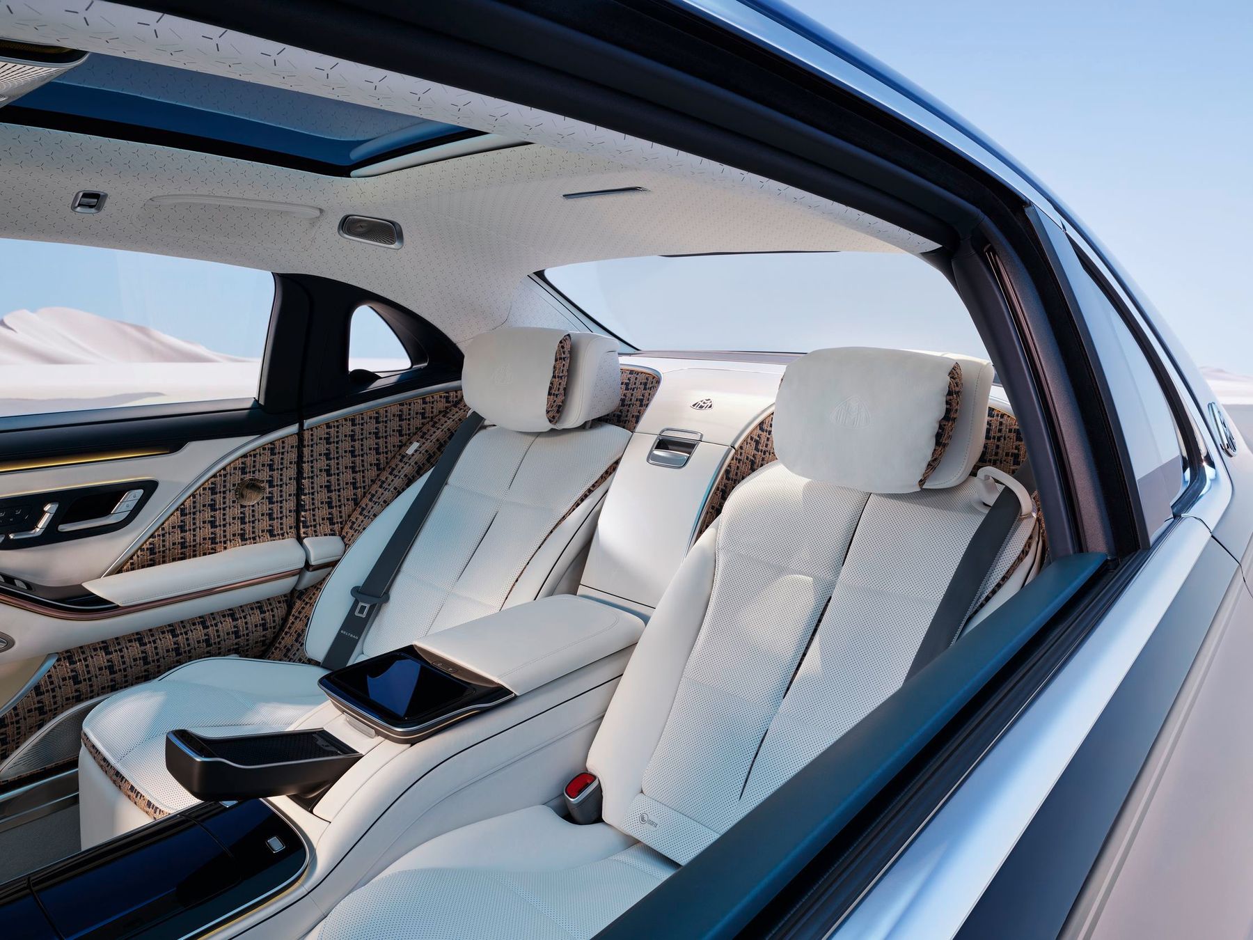 Mercedes Benz Maybach 2021 салон