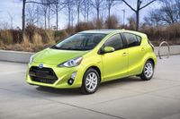 Toyota Prius C 2014. Carrosserie, extérieur. Hatchback 5-portes, 1 génération, restyling