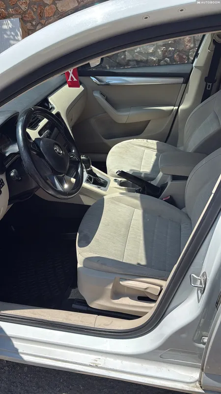Skoda Octavia 2nd hand, 2016, private