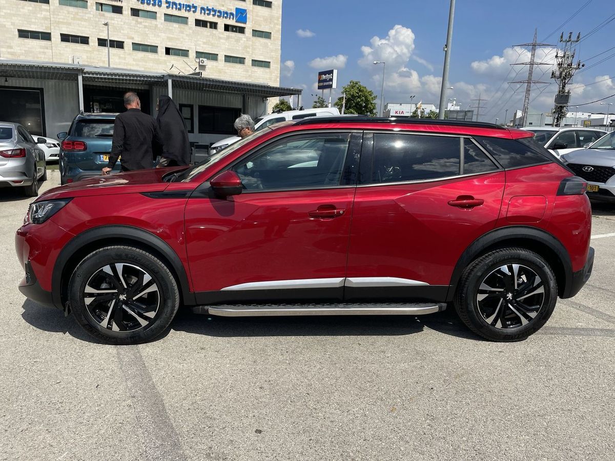 Peugeot 2008 с пробегом, 2021, частная рука