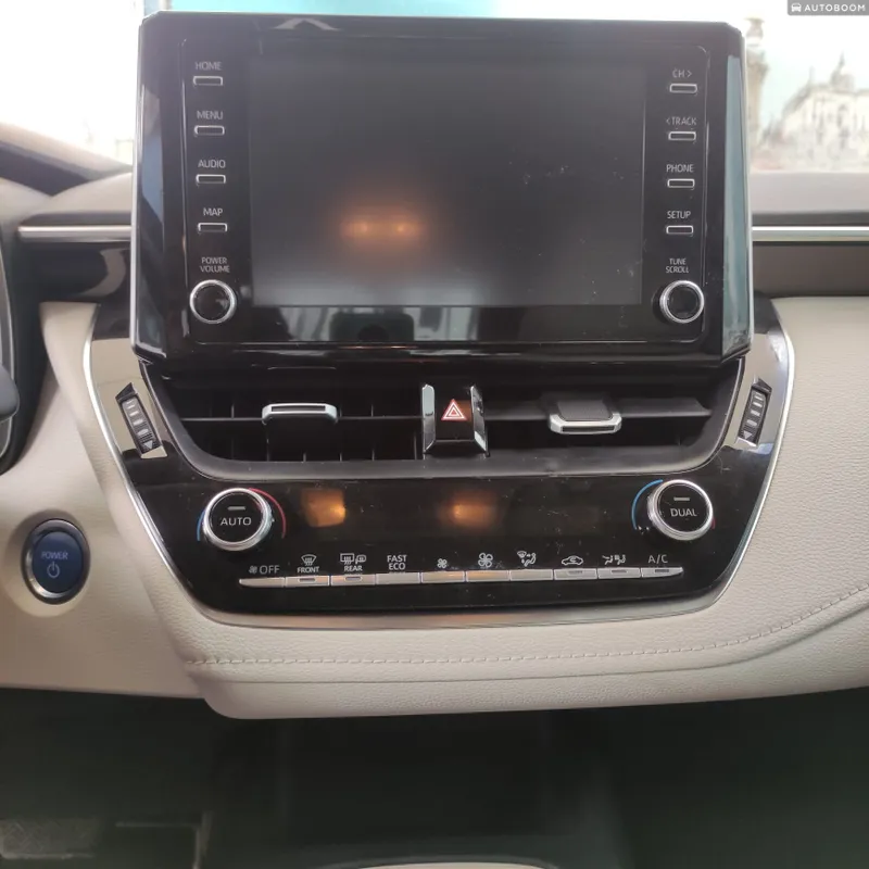 Toyota Corolla 2nd hand, 2021, private