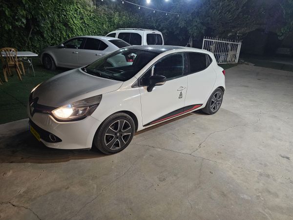Renault Clio с пробегом, 2015, частная рука