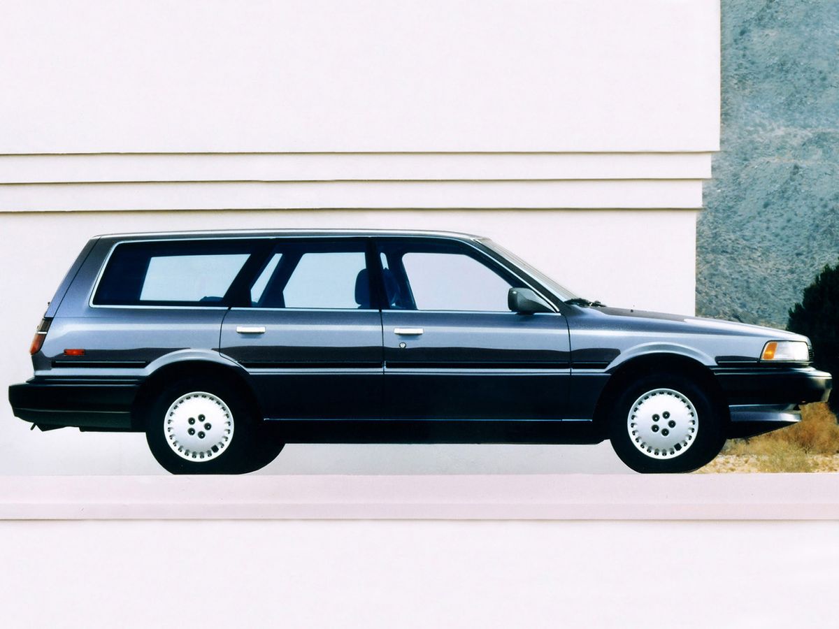 טויוטה קאמרי ‏1986. מרכב, צורה. סטיישן 5 דלתות, 2 דור