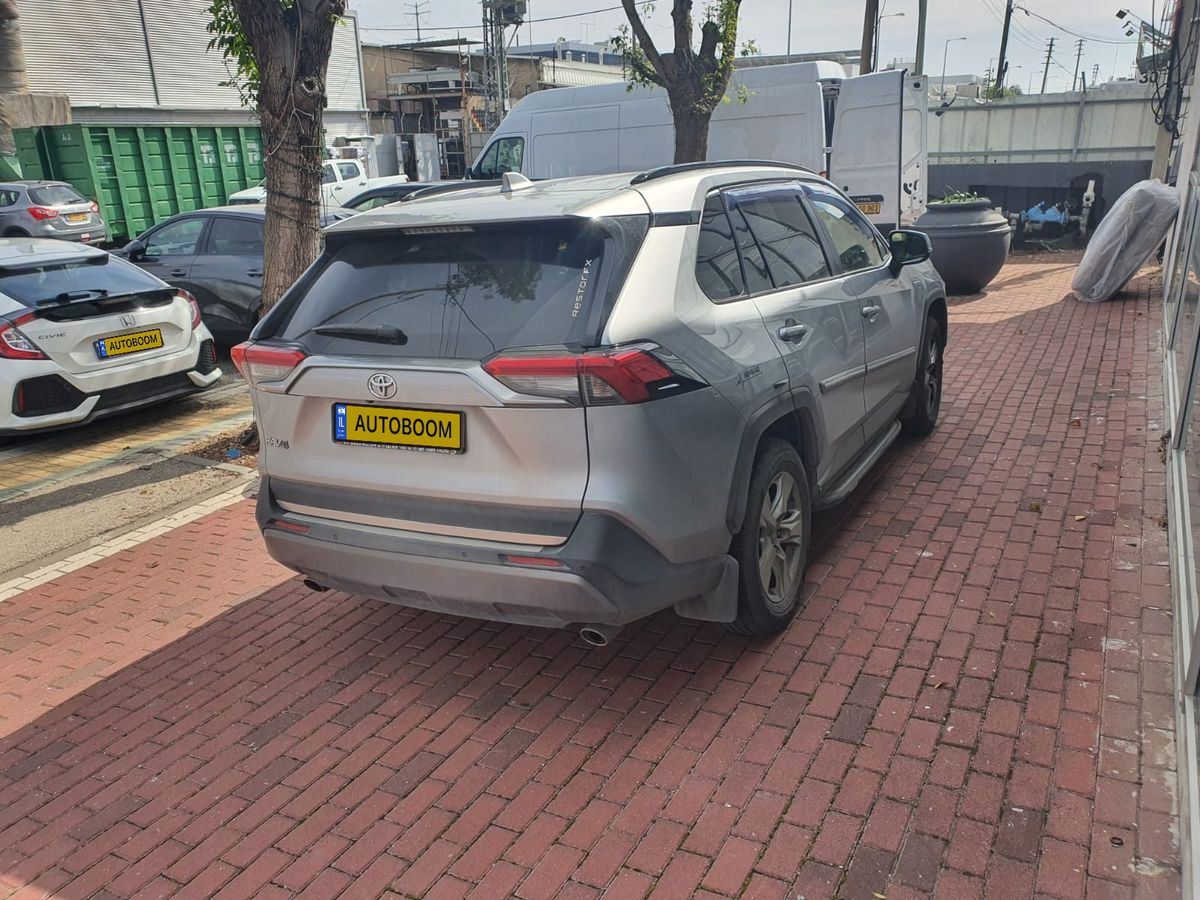 Toyota RAV4 с пробегом, 2019, частная рука