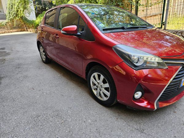 Toyota Yaris 2ème main, 2015, main privée