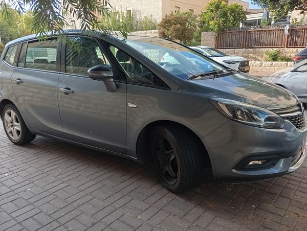 Opel Zafira 2nd hand, 2018, private hand