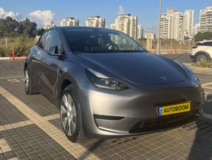 Tesla Model Y, 2023, photo