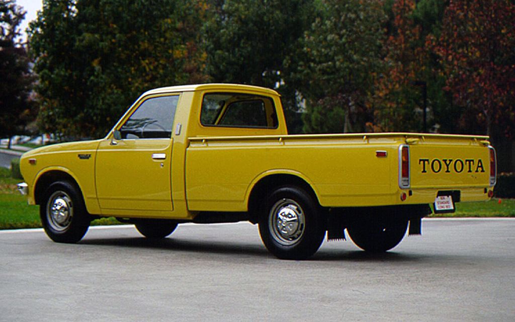 Toyota Hilux 1972. Carrosserie, extérieur. 1 pick-up, 2 génération