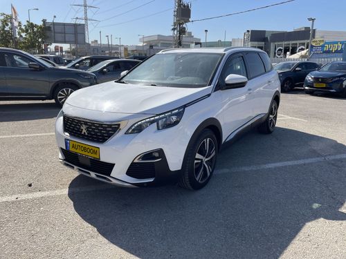 Peugeot 5008, 2019, фото