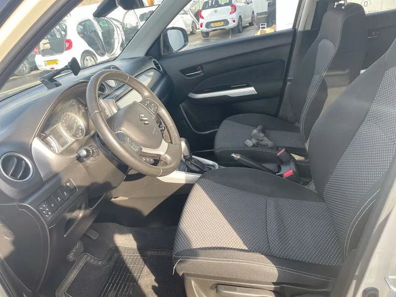 Suzuki Vitara 2ème main, 2017, main privée