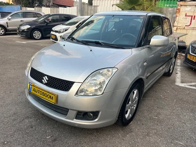 Suzuki Swift с пробегом, 2009