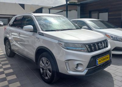 Suzuki Vitara, 2022, photo