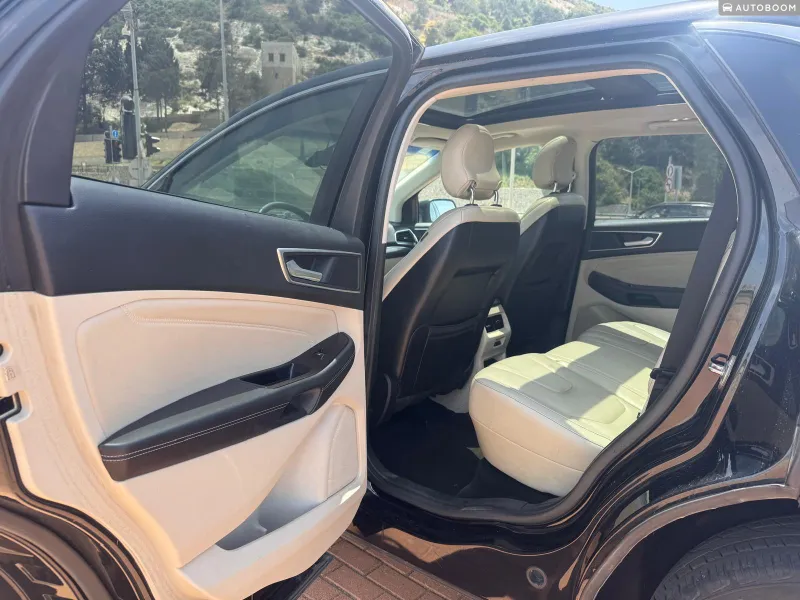 Ford Edge 2nd hand, 2018, private
