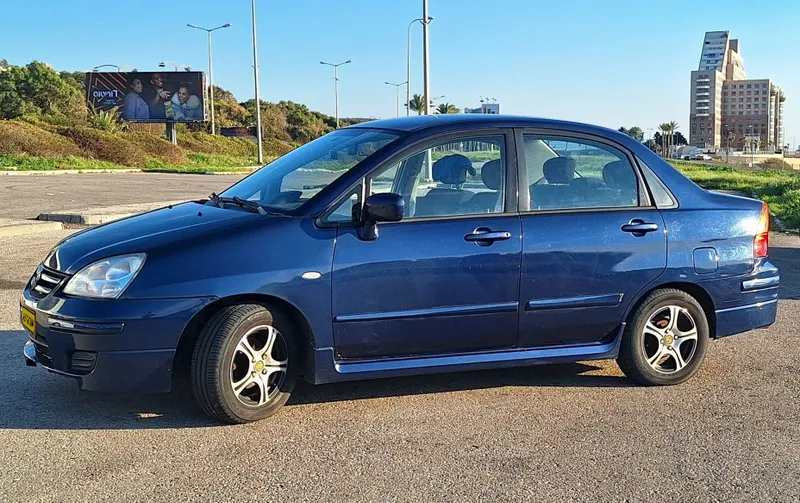 Suzuki Liana 2ème main, 2005, main privée