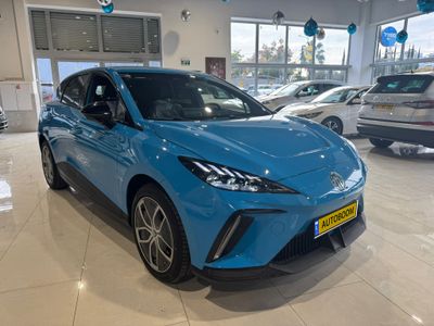 MG 4 nouvelle voiture, 2025