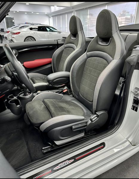 MINI Cabrio 2nd hand, 2020, private hand
