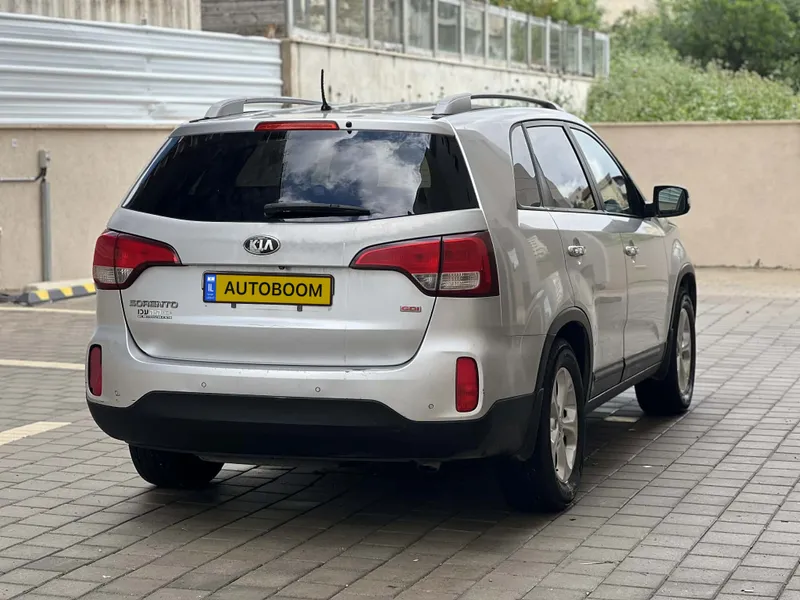 Kia Sorento с пробегом, 2013
